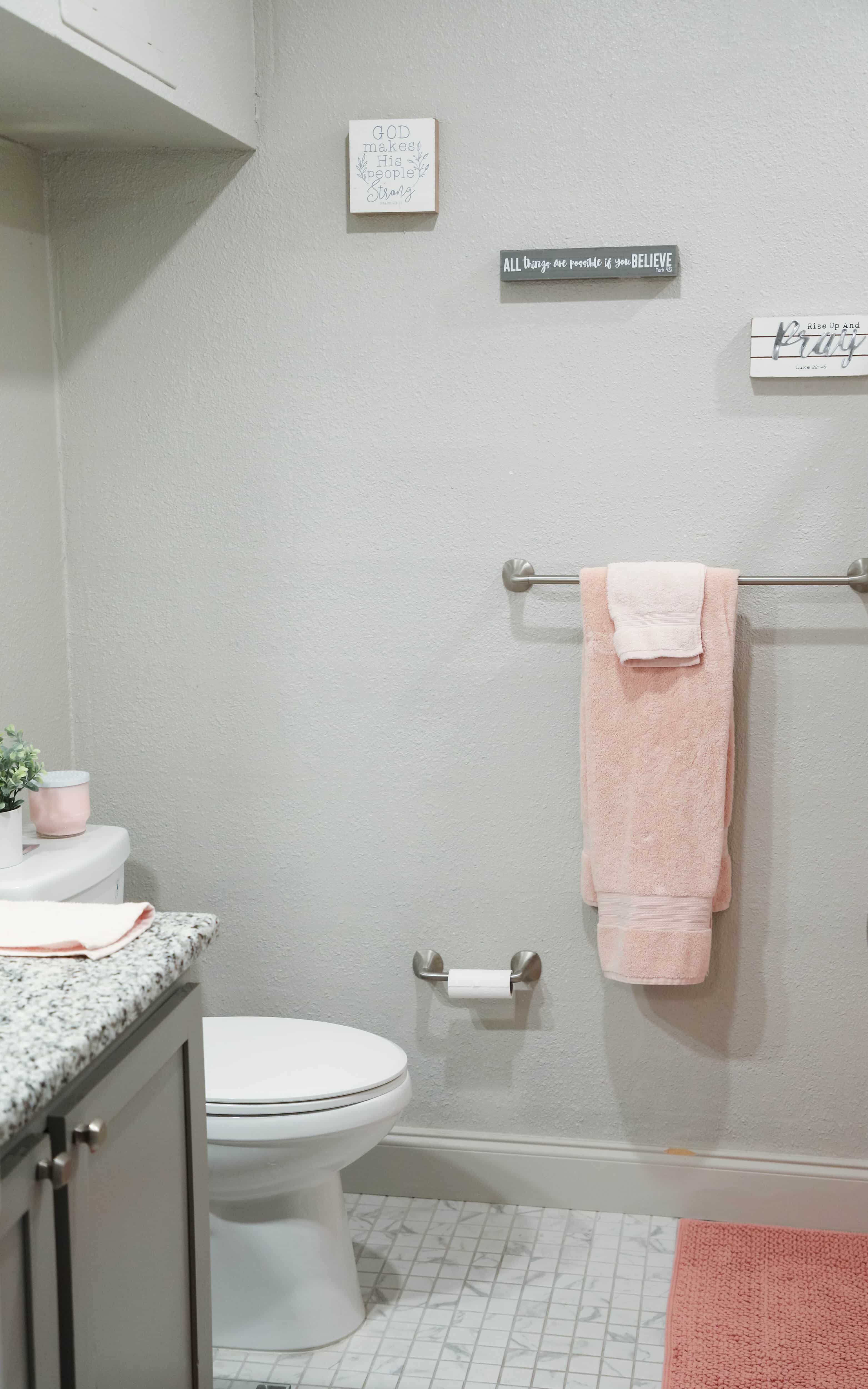 Newbury Place Apartments-L-9